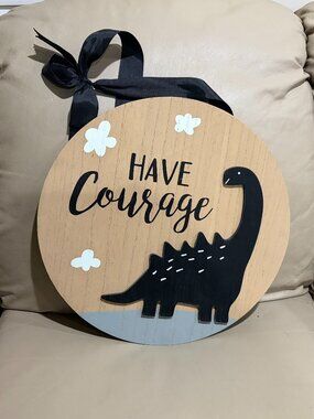 [Dinosaur] Wall decor item (Preowned)